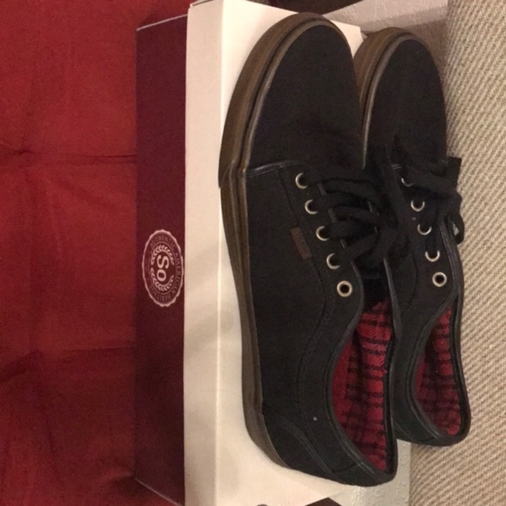 Black Vans 11.5